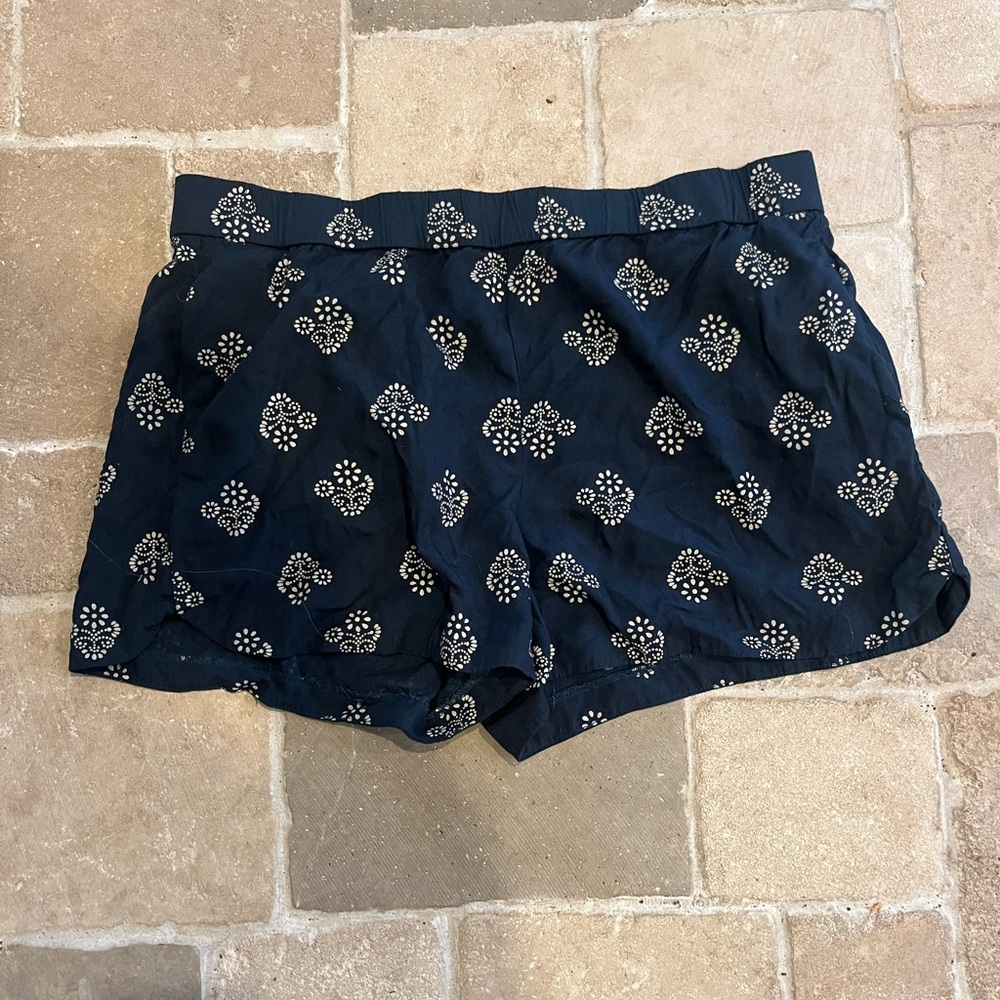 Madewell Black Printed High-Waist Shorts - Picture 2 of 5